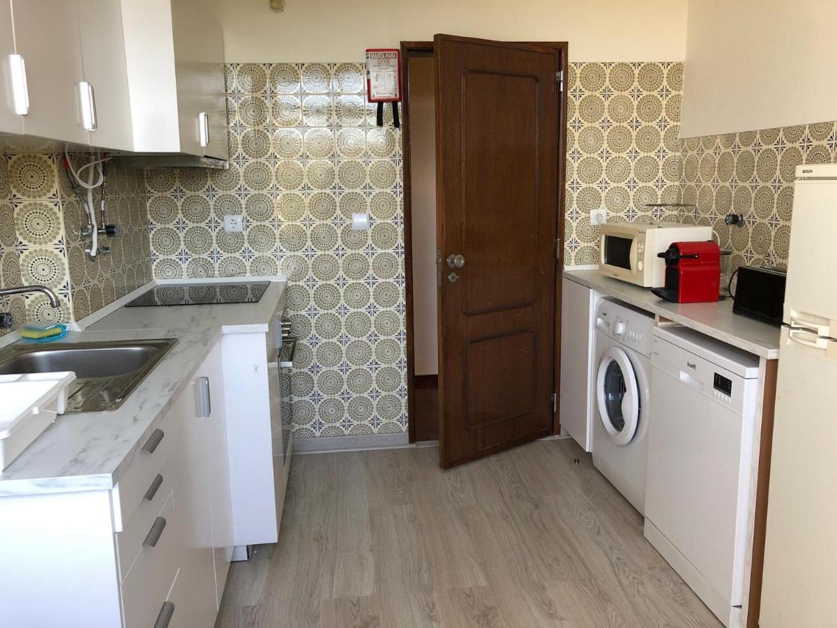 Family Apartment Lisbon-Estoril Bagian luar foto