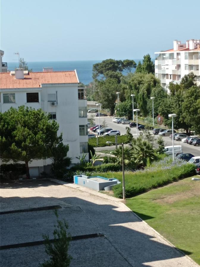 Family Apartment Lisbon-Estoril Bagian luar foto