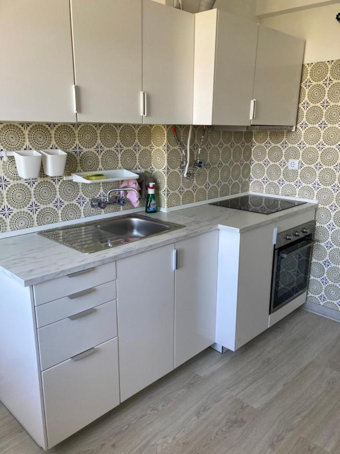 Family Apartment Lisbon-Estoril Bagian luar foto